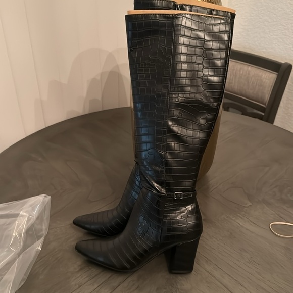 LIFESTRIDE Stratford Knee High Boots - Picture 5 of 6